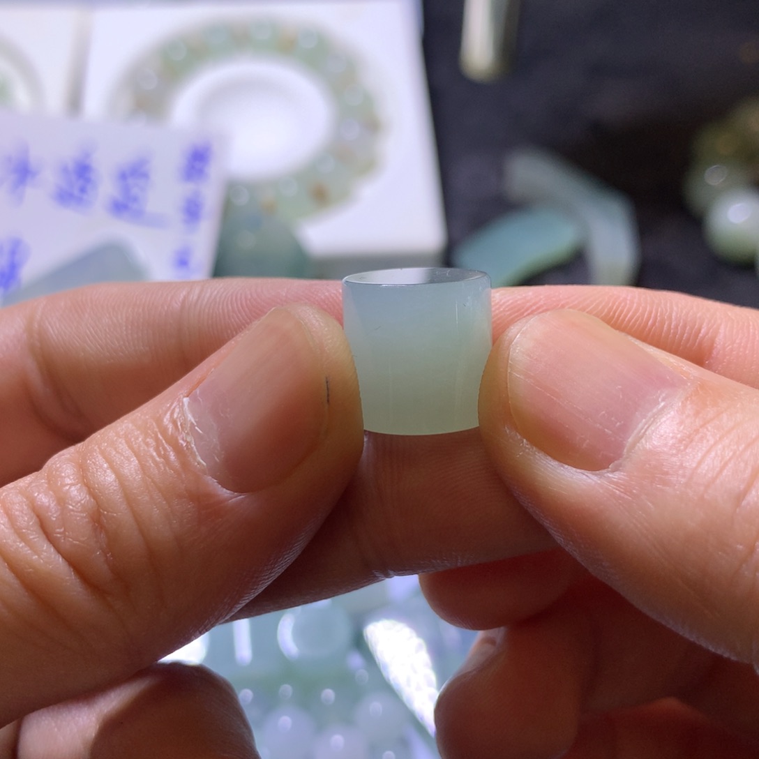 未镶嵌定制翡翠鉄卡12+圆珠一颗