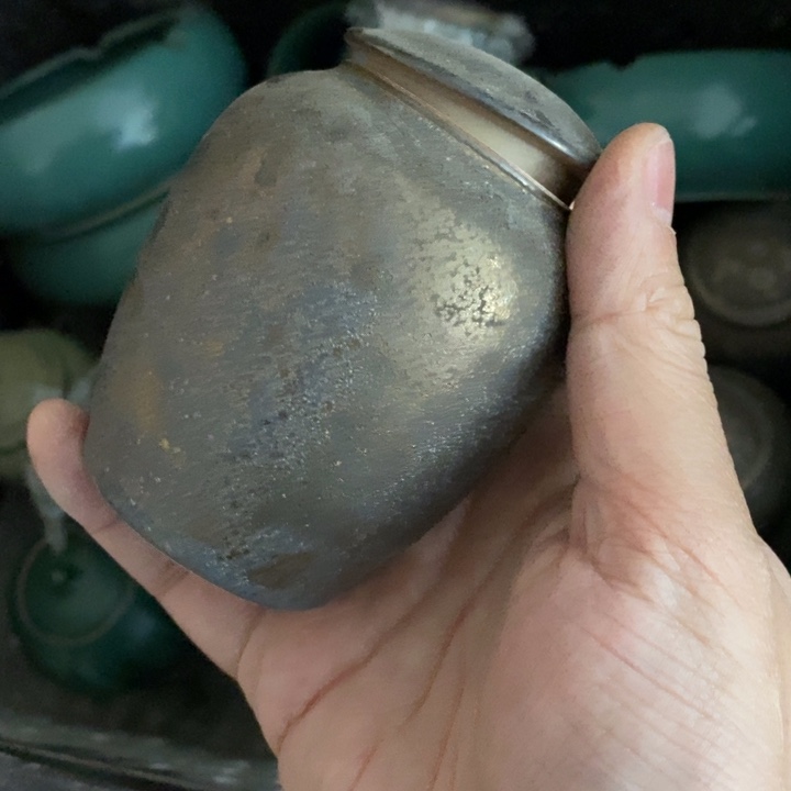 陶瓷艺术品及陶瓷壶