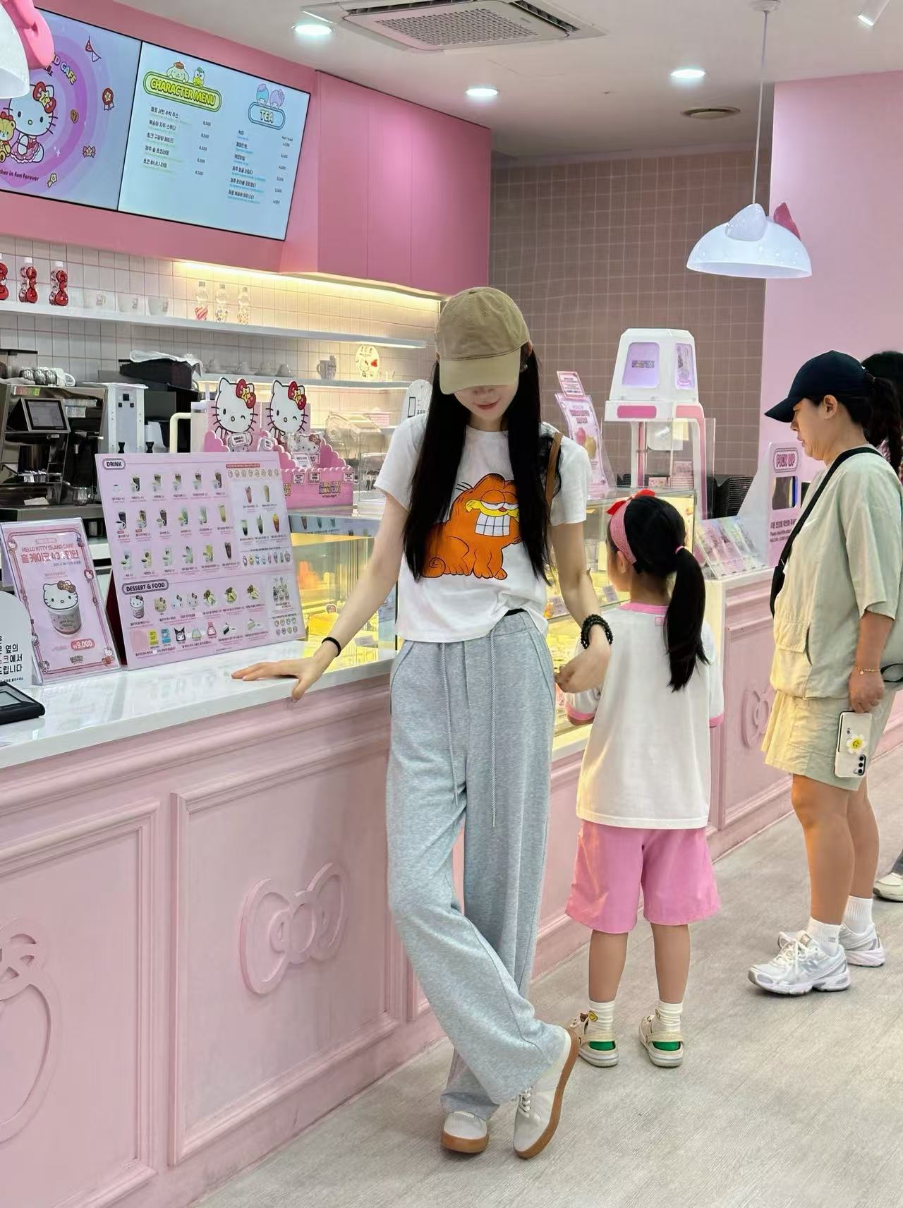 加菲猫印花圆领白色T恤 T2694E488T