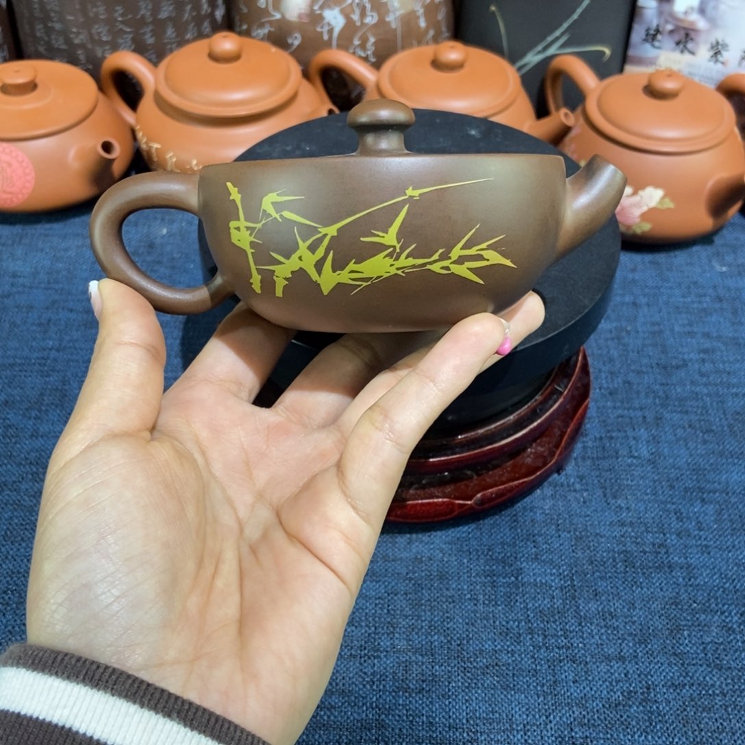 1建水紫陶手工彩填壶150c