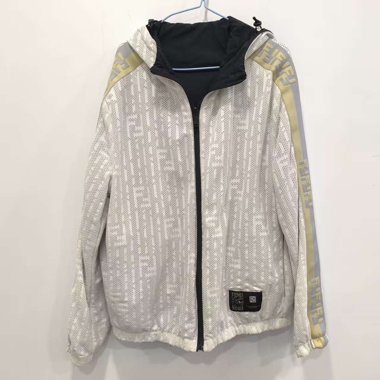 99新 FENDI/芬迪 芬迪衣服 dl