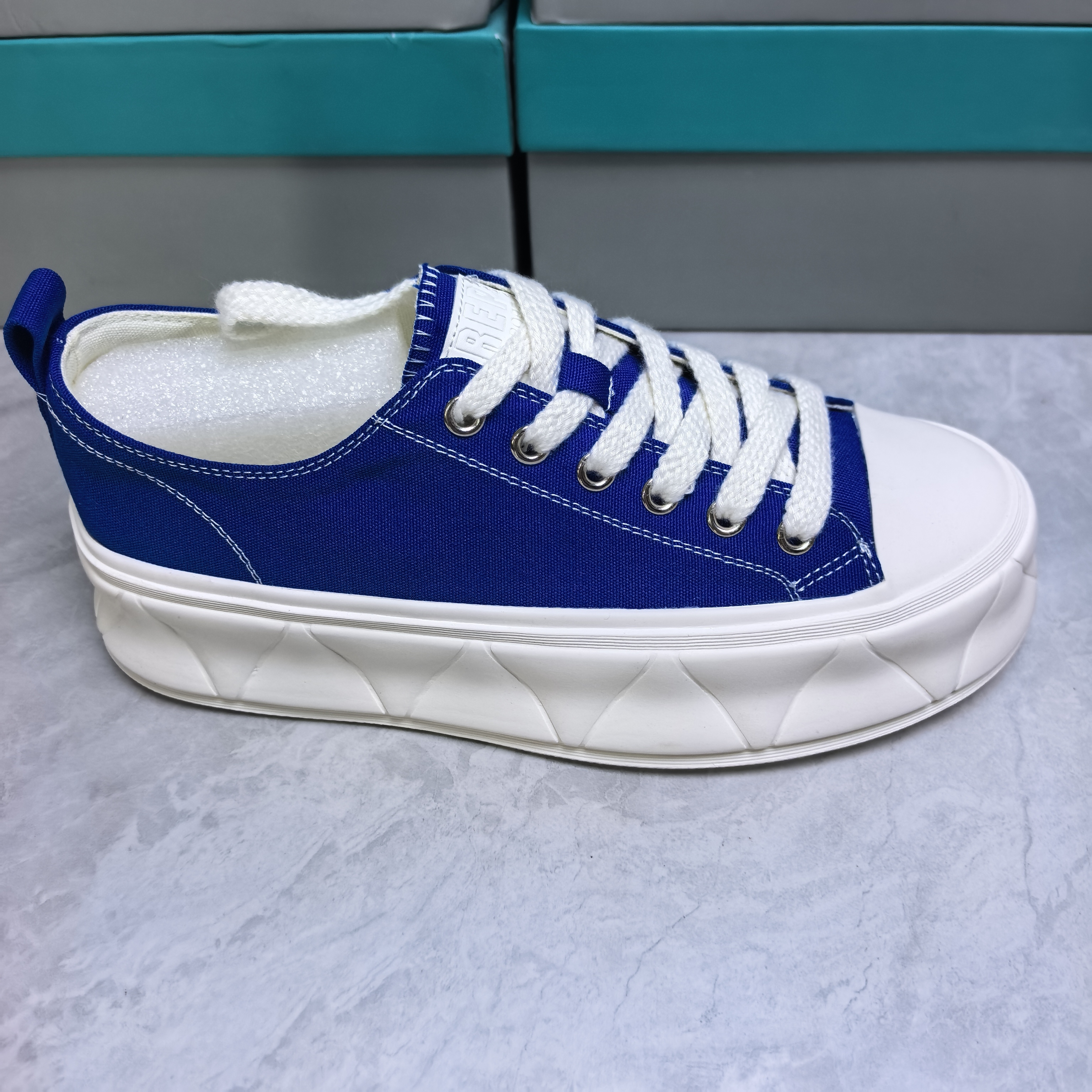 【听主播提示下单3号店】低帮拼色圆头女鞋时尚单鞋