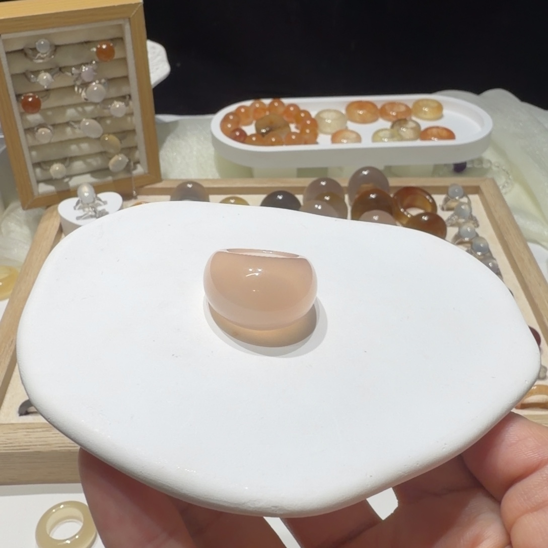 细***狗玛瑙/玉髓合金戒指