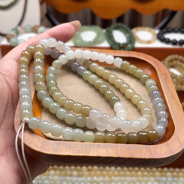 和田玉未镶嵌毛衣链珠串6*7mm