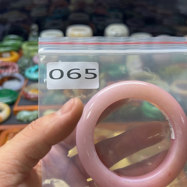石英质玉手镯未镶嵌开****65