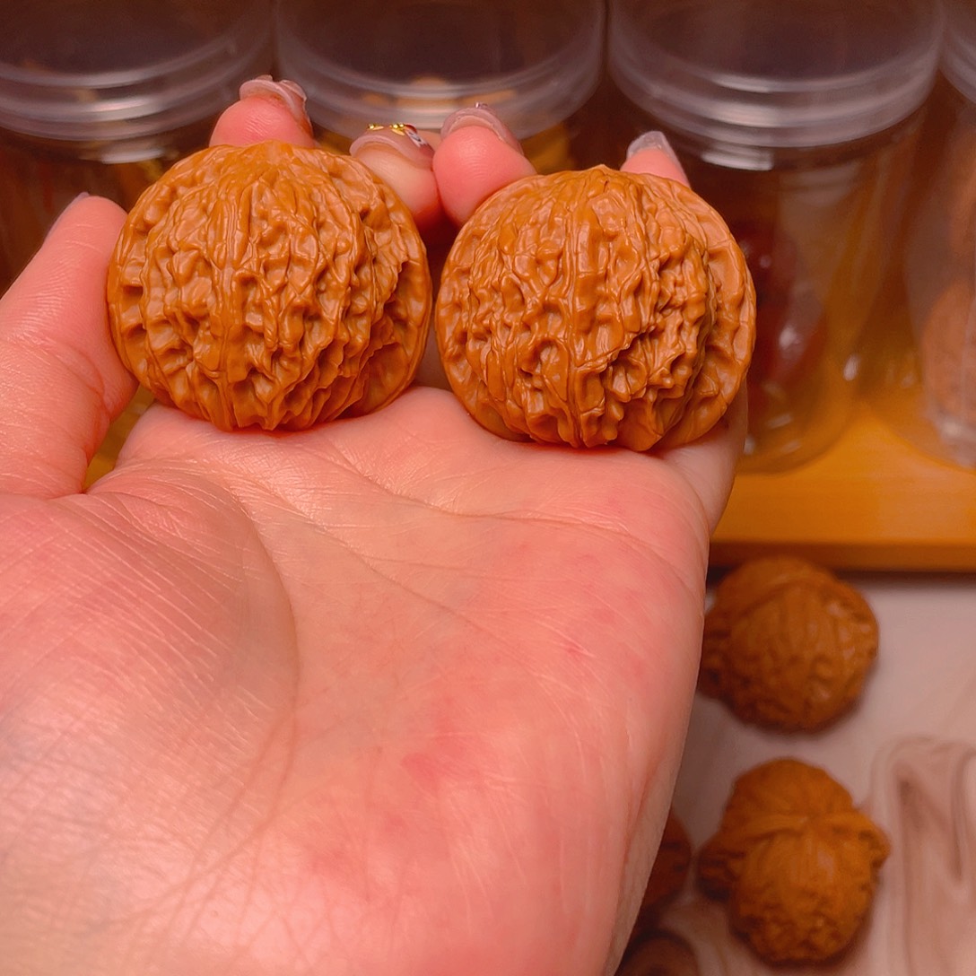 文玩核桃把件坐****萨40尺磨盘