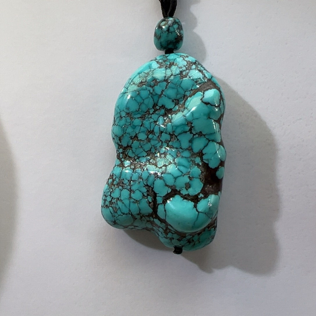 绿松石未镶嵌挂件