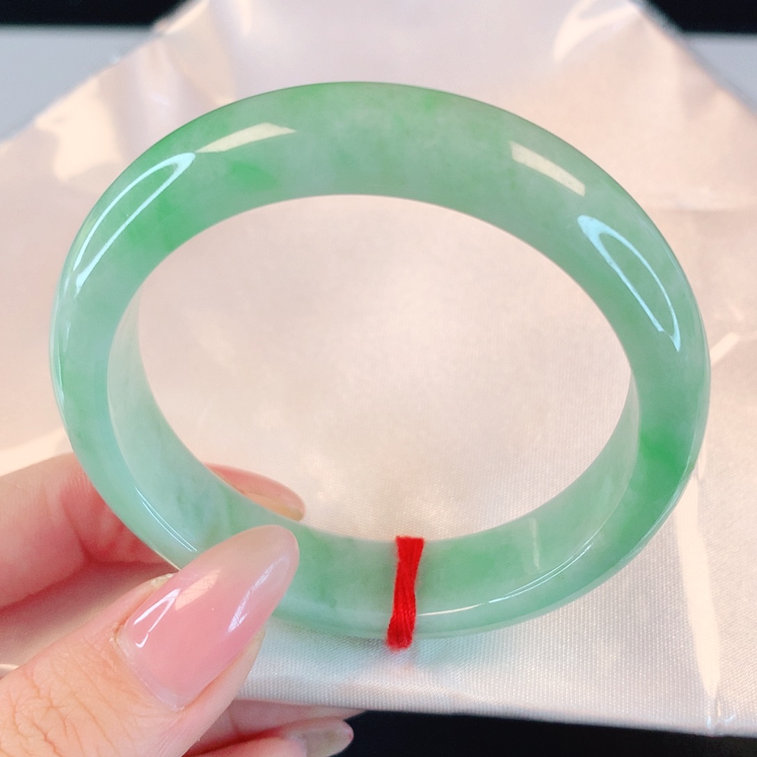 翡翠手镯未镶嵌7105翡翠