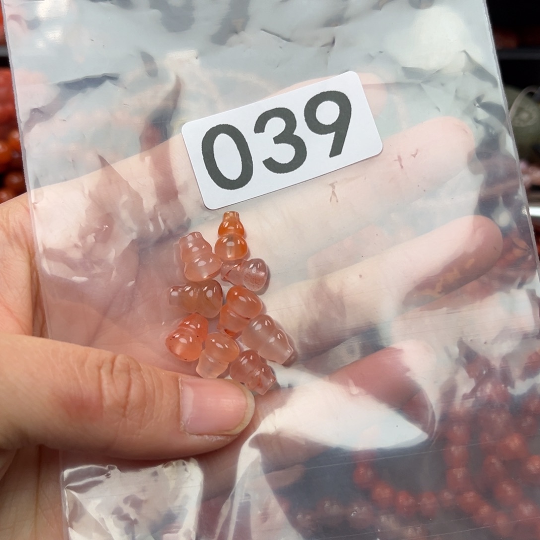 南红玛瑙珠宝奇石未镶嵌