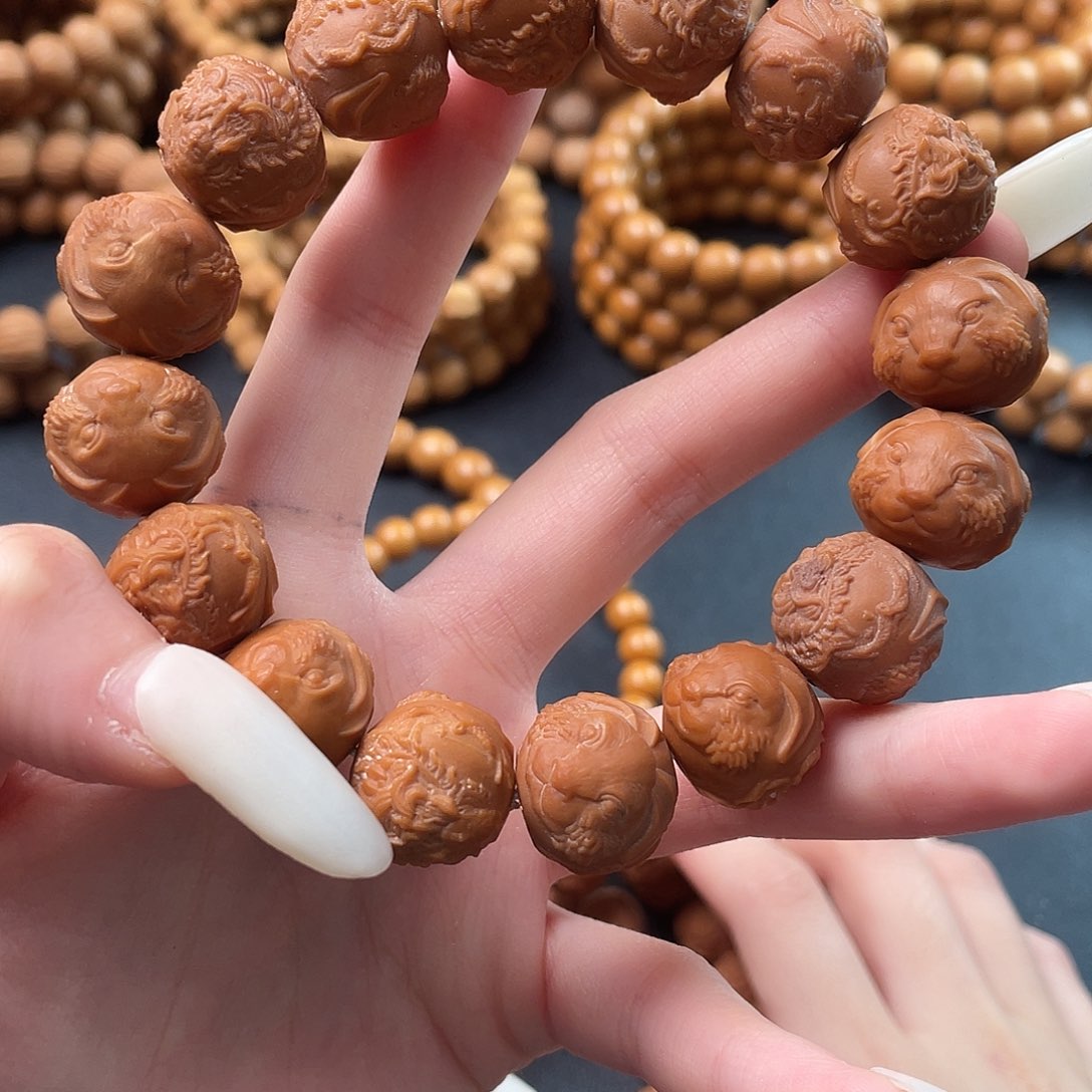 核桃手串/手链全品十二生肖雕刻随机发