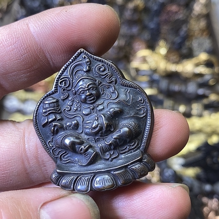 藏传财宝天王脖挂