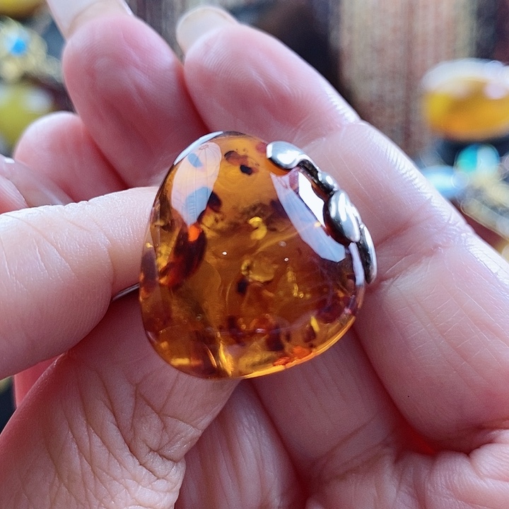 银S925镶嵌琥珀戒指戒指