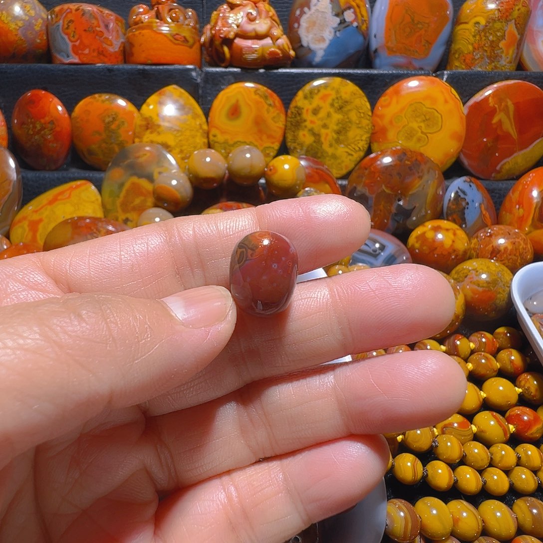 未镶嵌颈饰玛瑙/玉髓猫***草