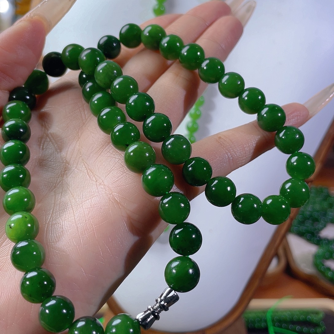 和田玉未镶嵌颈饰10