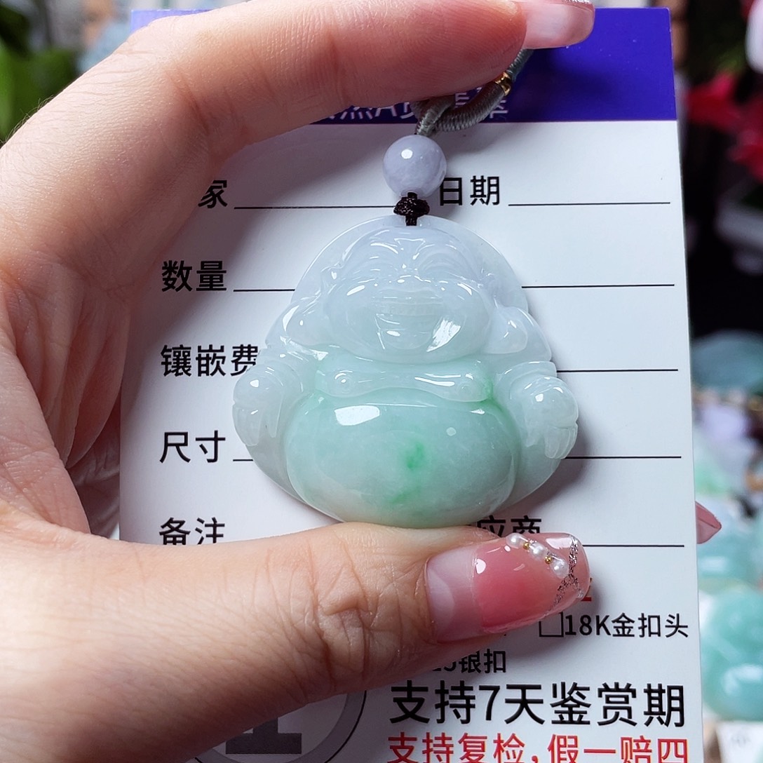 翡翠未镶嵌颈饰佛公05