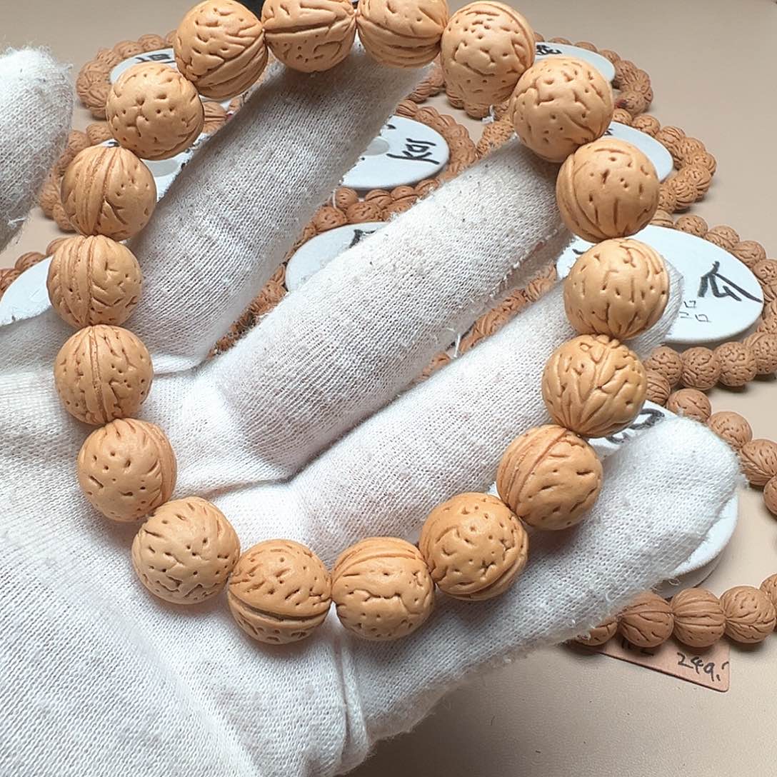 桃核手串1.4三维同尺光头强