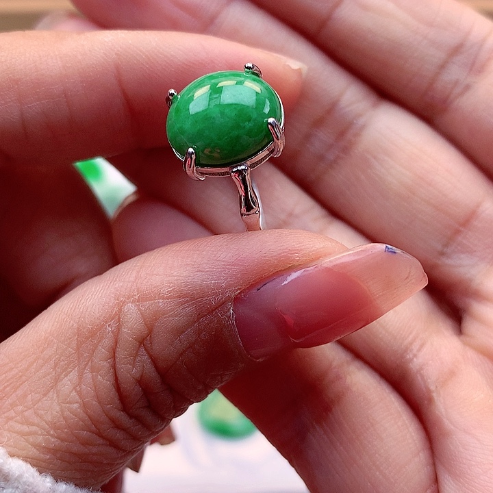 翡翠颈饰银S925镶嵌翡翠