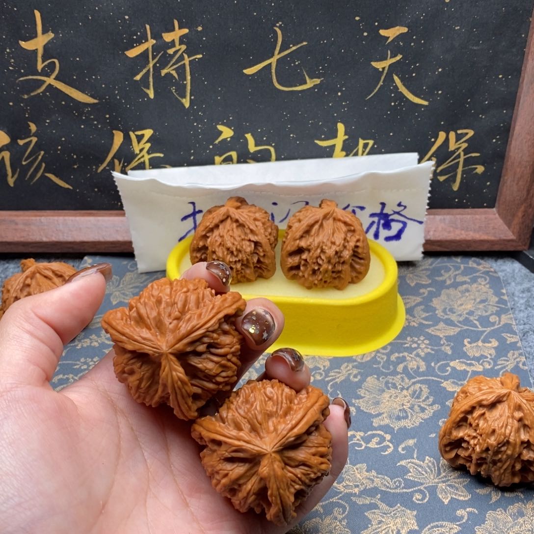 吊坠文玩核桃迦*白狮子