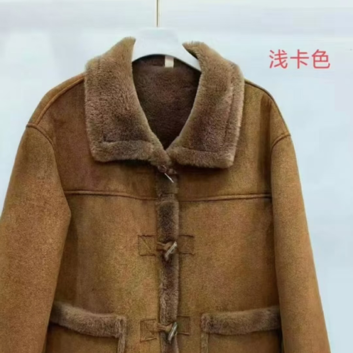 17女士秋冬款保暖外套