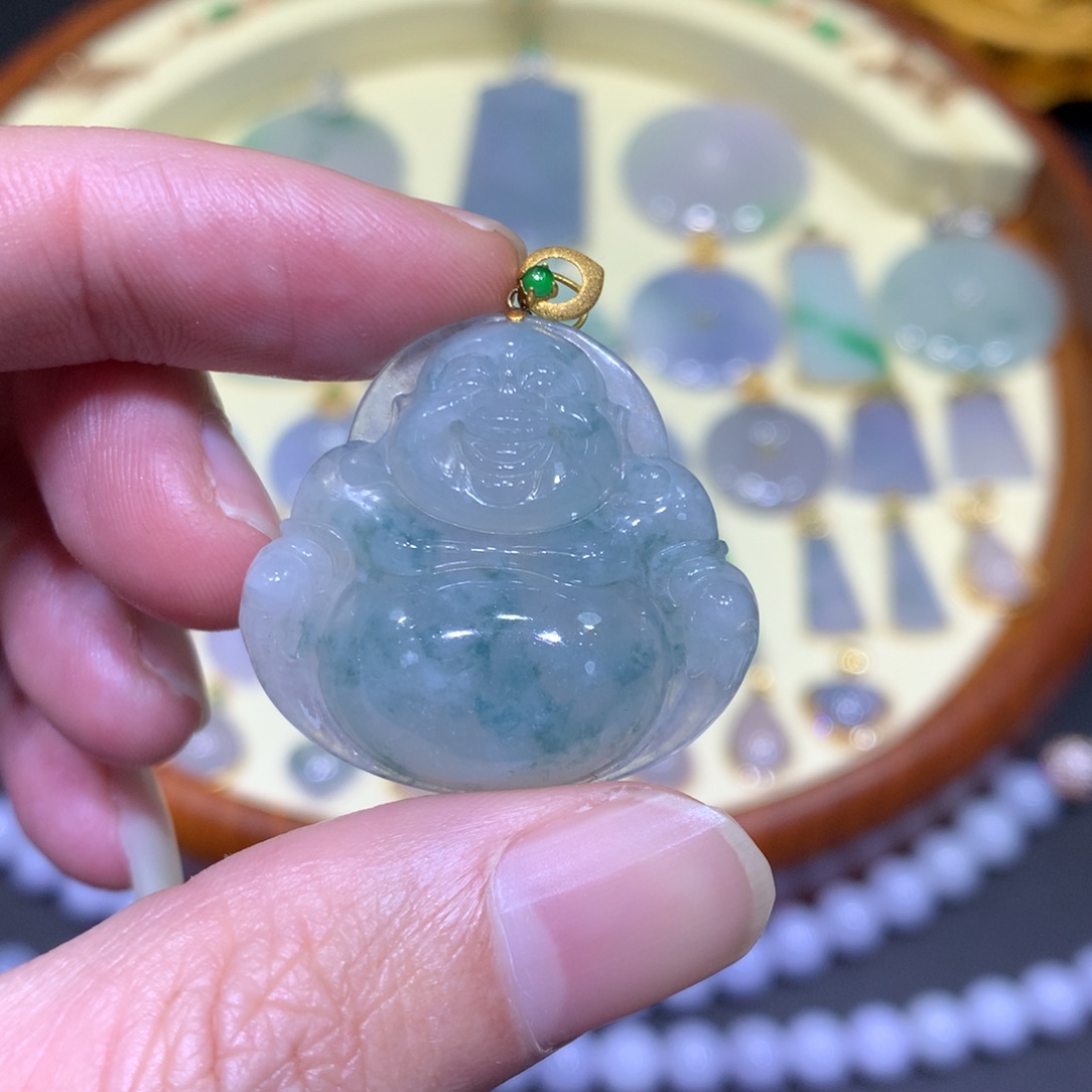 翡翠吊坠(不含链)18K金镶嵌