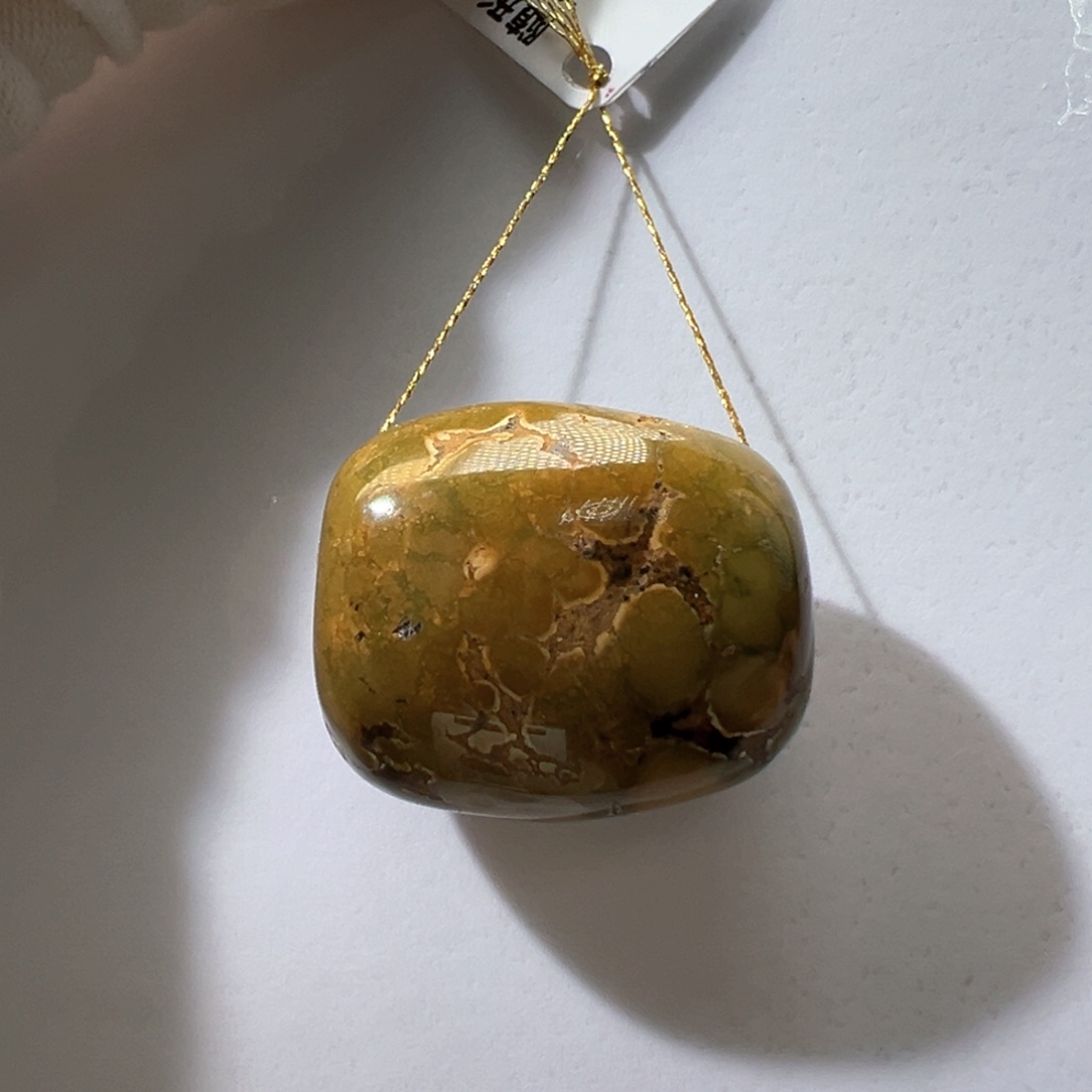 绿松石未镶嵌挂件