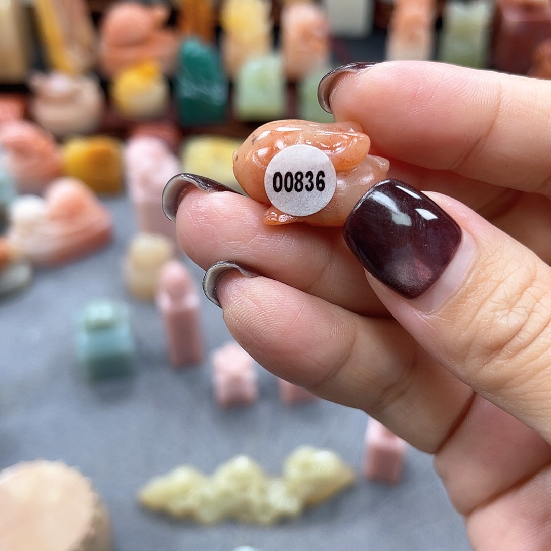 寿山石印石?*兔836包邮包刻