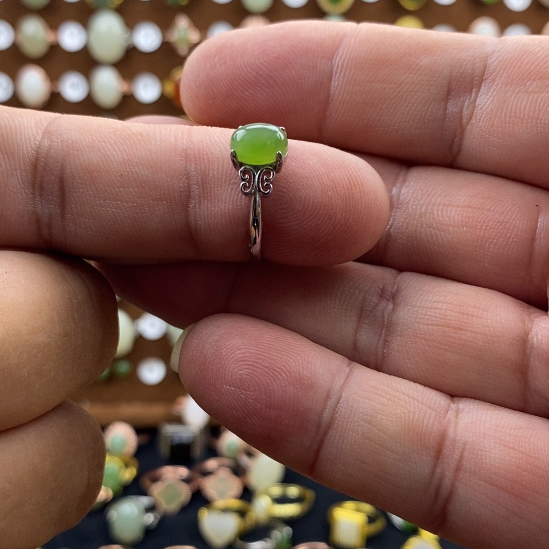 和田玉（碧玉）戒指合金