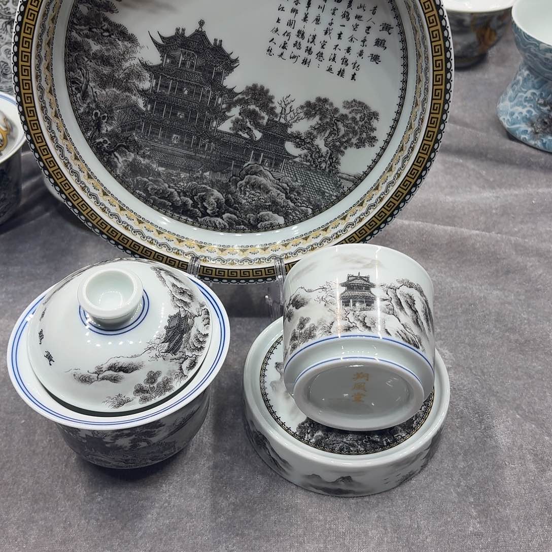 景德镇市和上海浦东新