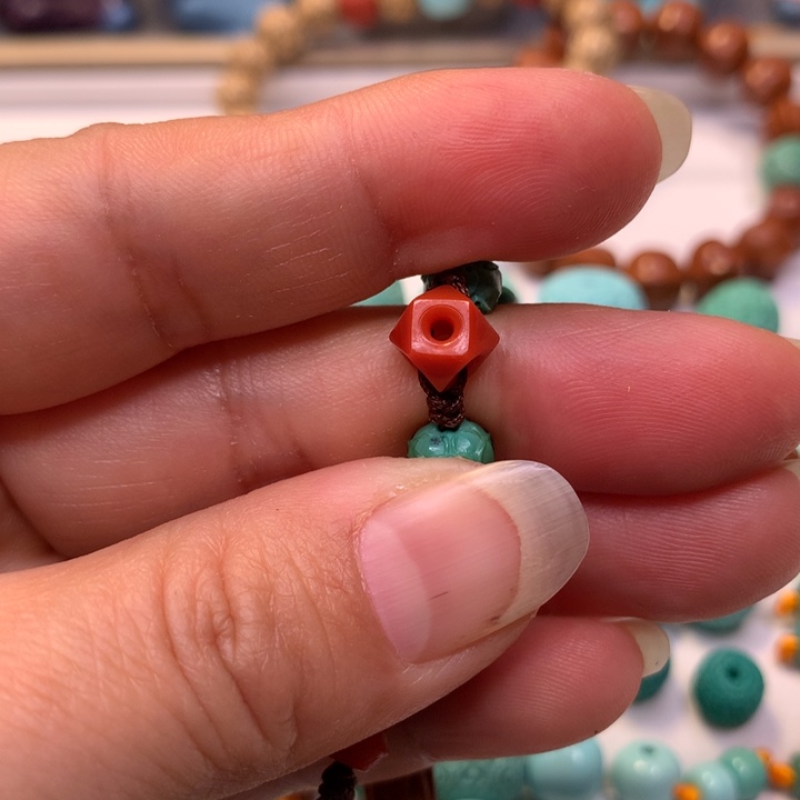 南红玛瑙未镶嵌颈饰