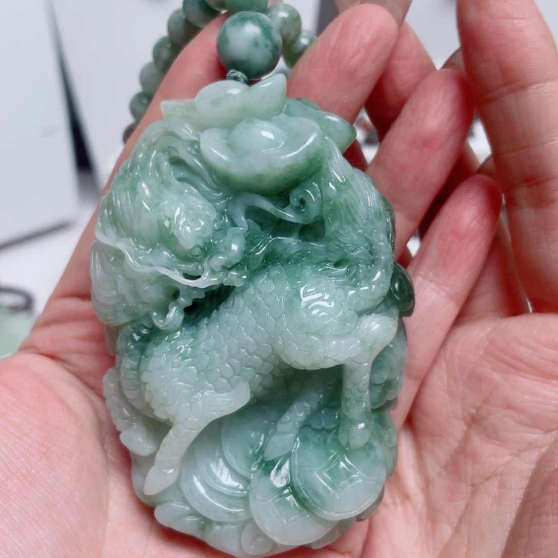 嫵***透闪石-蛇纹石玉未镶嵌手把件