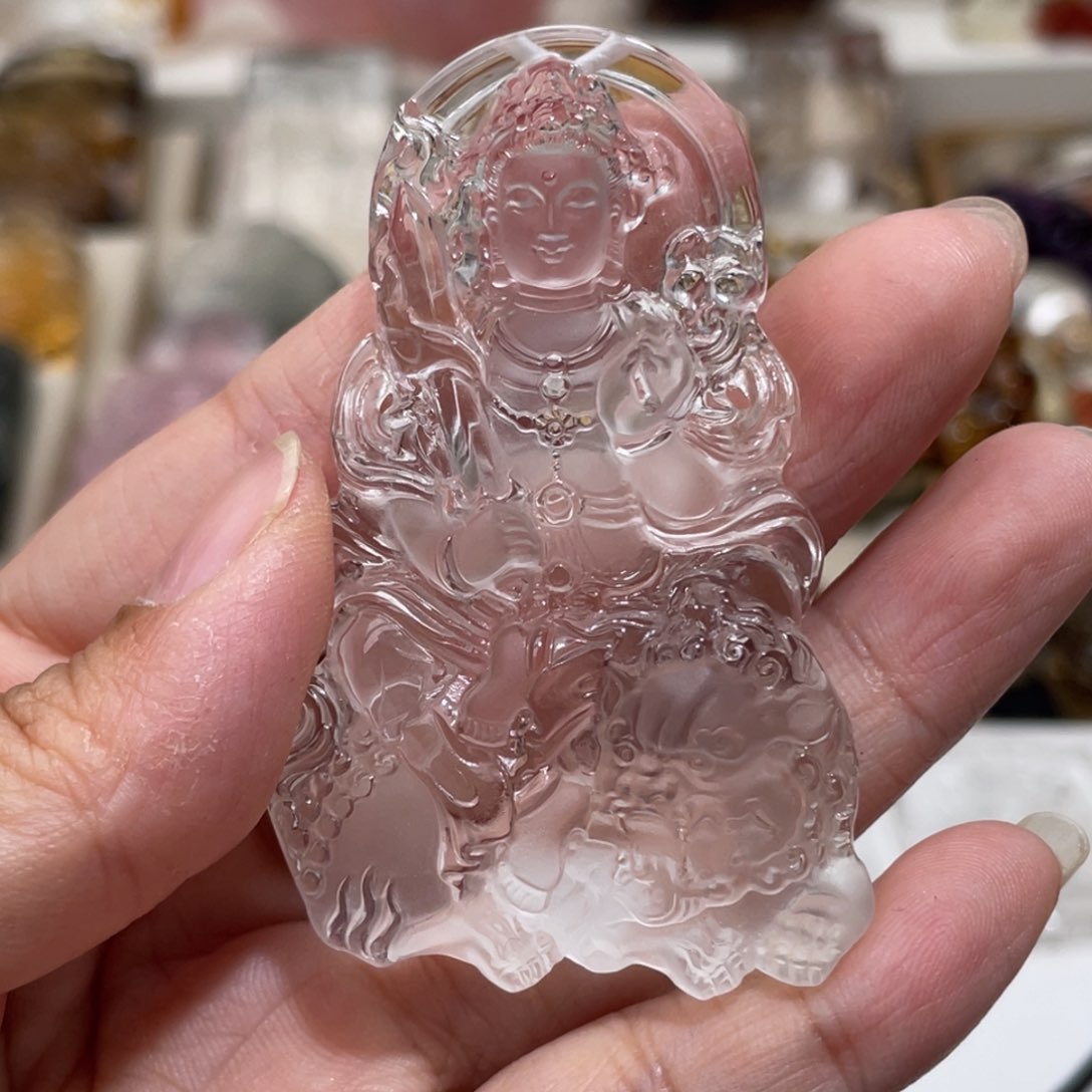 未镶嵌颈饰水晶大****⁹定制