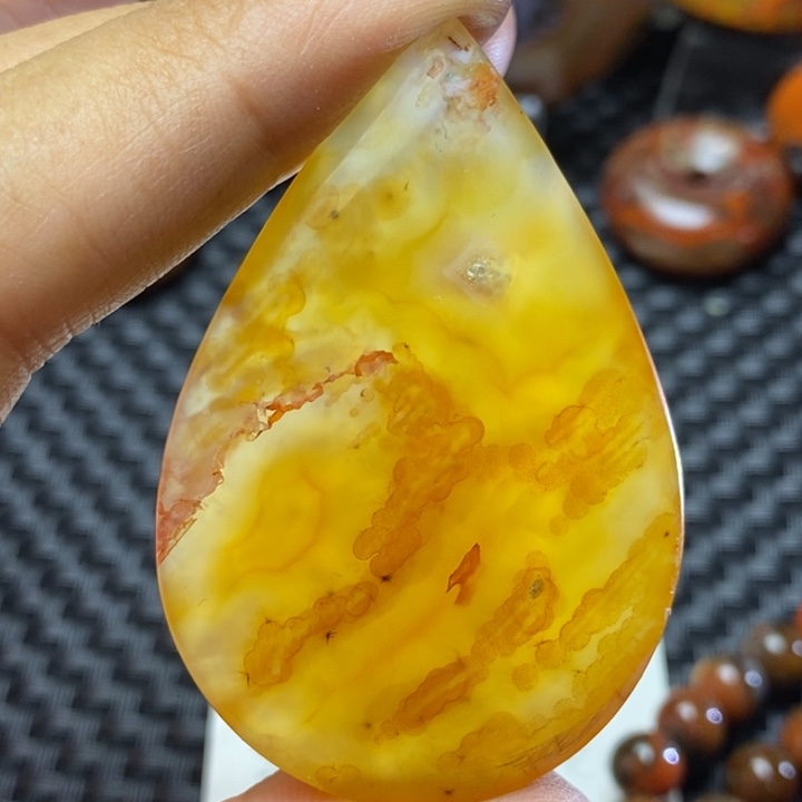 玛瑙/玉髓颈饰未镶嵌