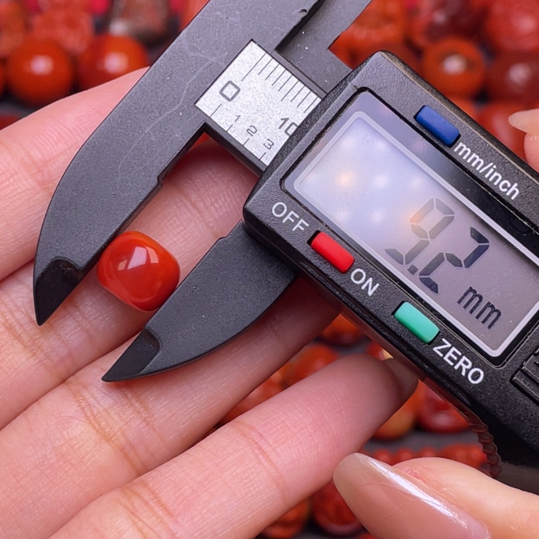 随***訫南红玛瑙未镶嵌配饰