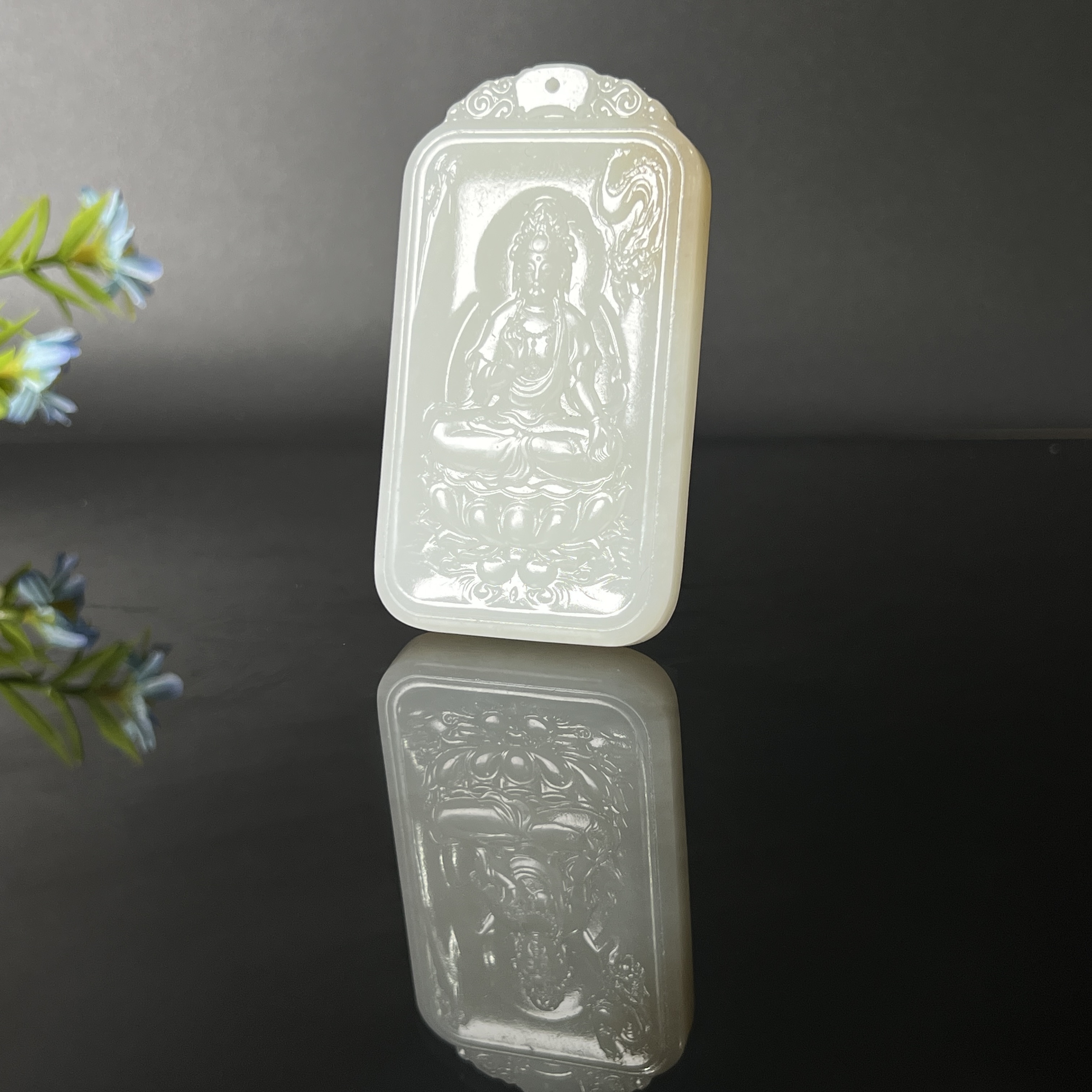 1218GC6641和田玉挂件