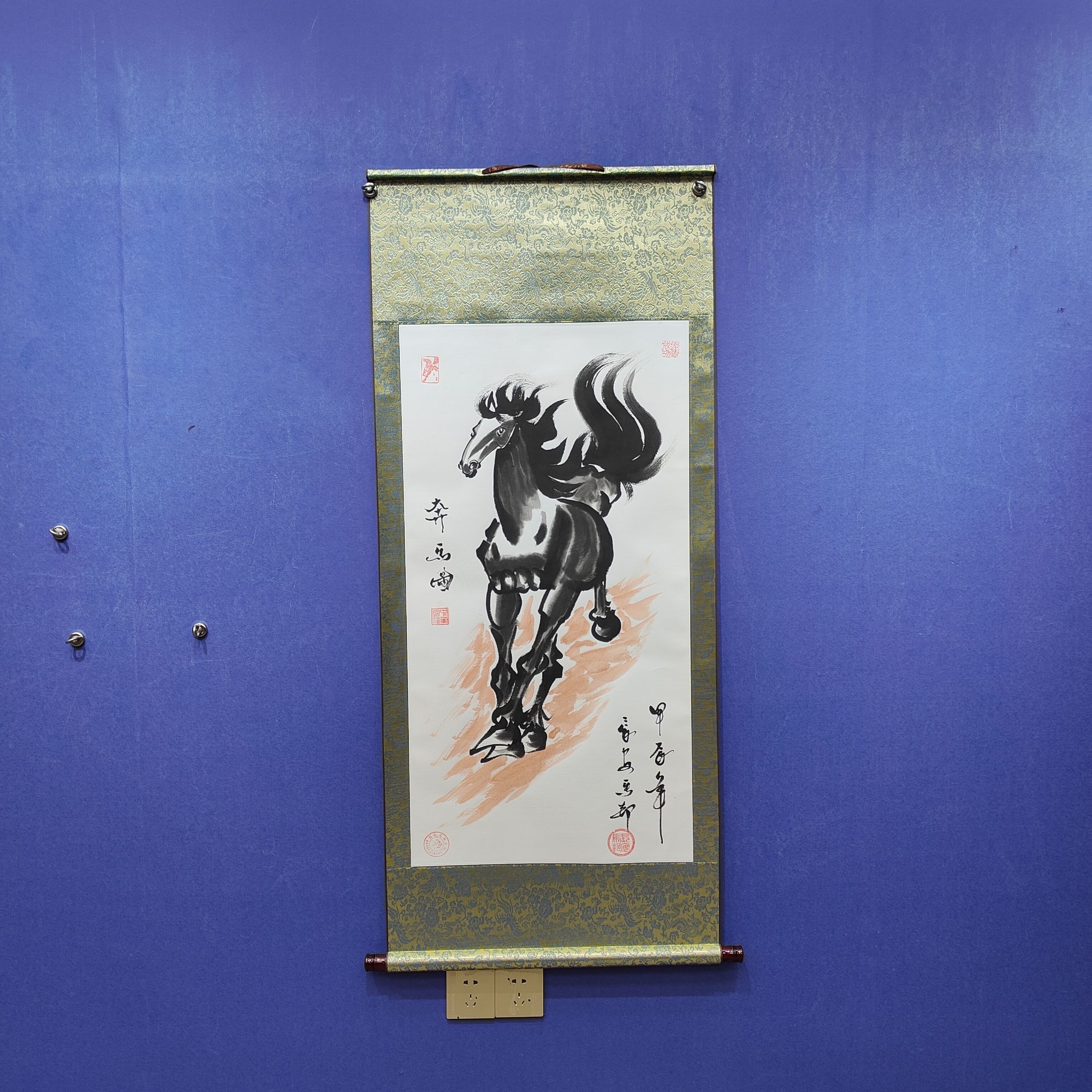 王志武 《奔马图》三尺竖白 130*50cm-古墨堂