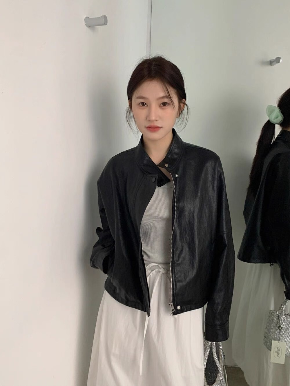 立领短款港风黑色皮夹克宽松皮衣秋季短外套时尚春秋