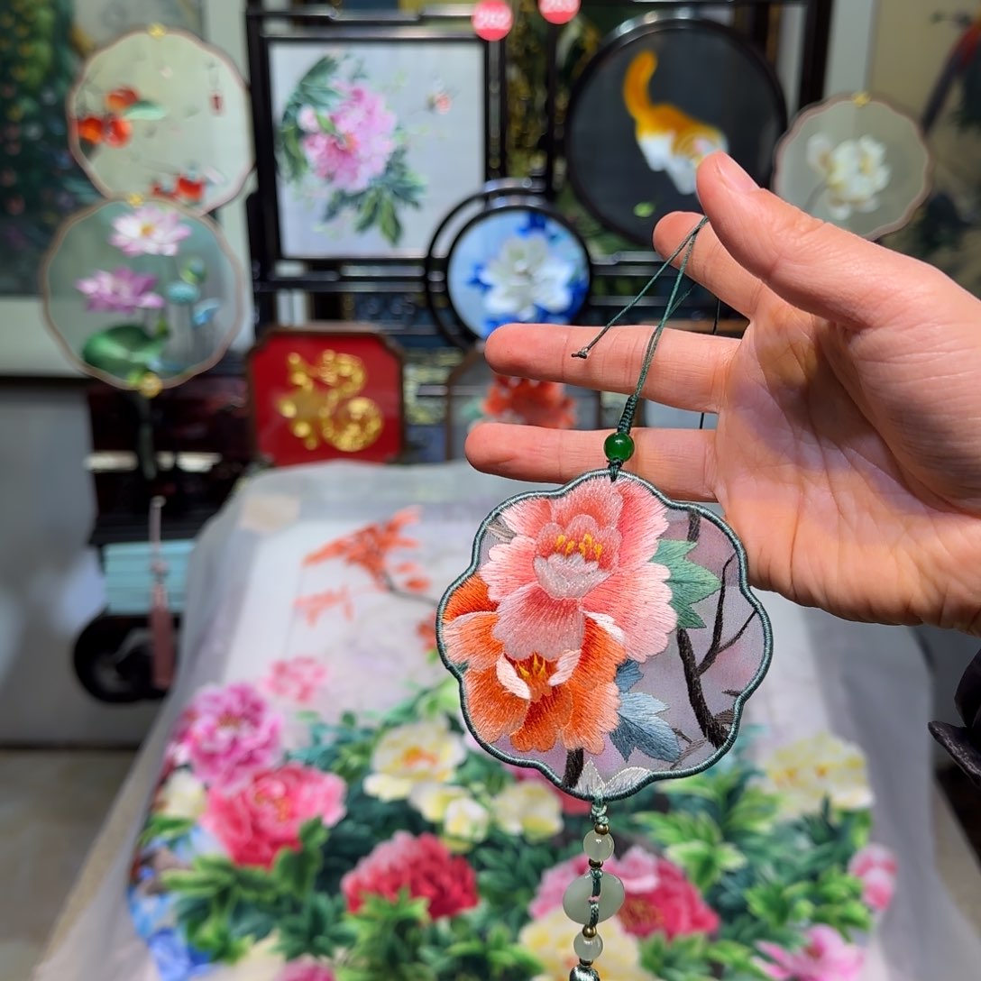 刺绣刺绣工艺精湛