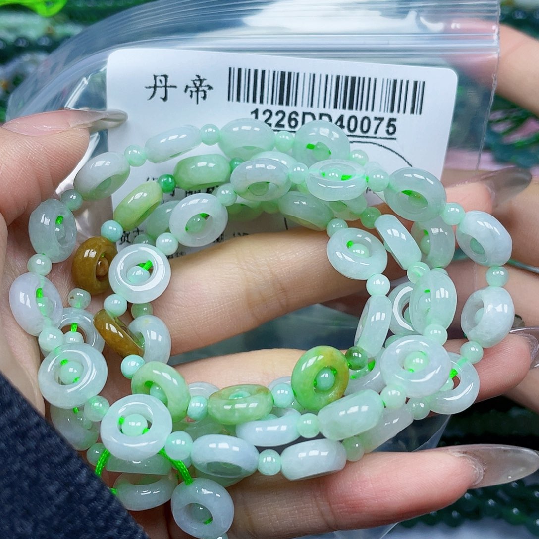 吊坠(不含链)未镶嵌翡翠?***?