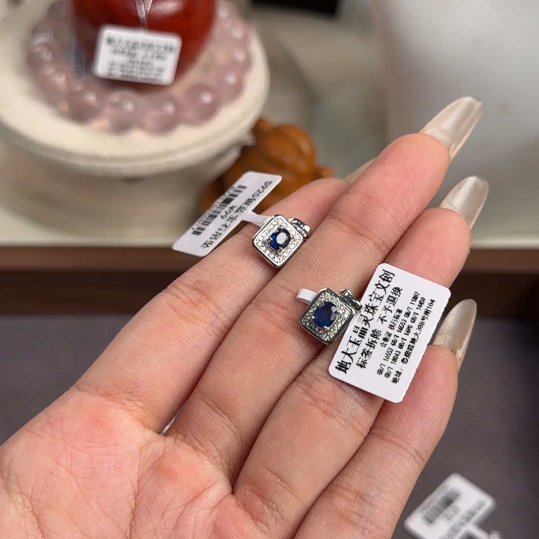 颈饰蓝宝石银S925镶嵌小方糖