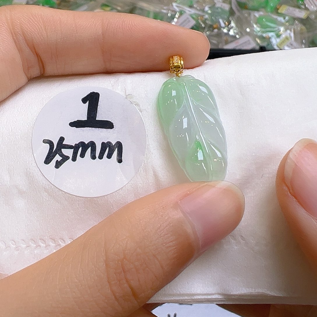 翡翠18K金镶嵌吊坠(不含链)翡翠