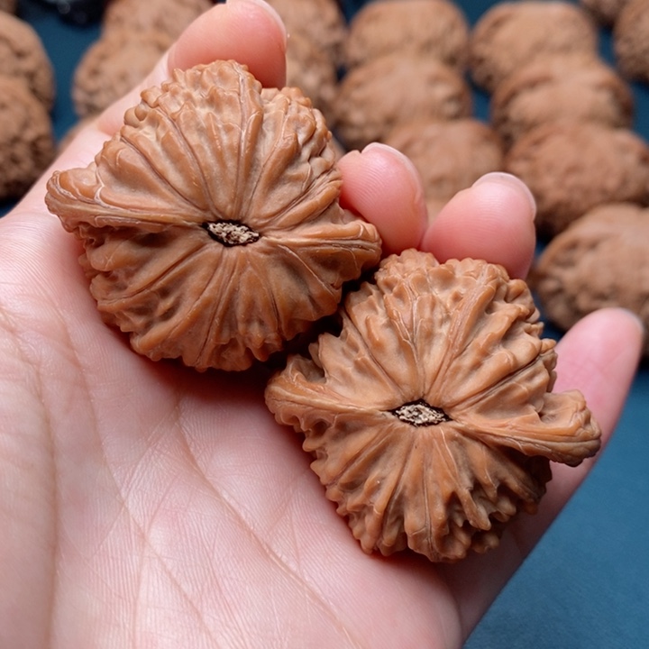 文玩核桃把件42磨盘