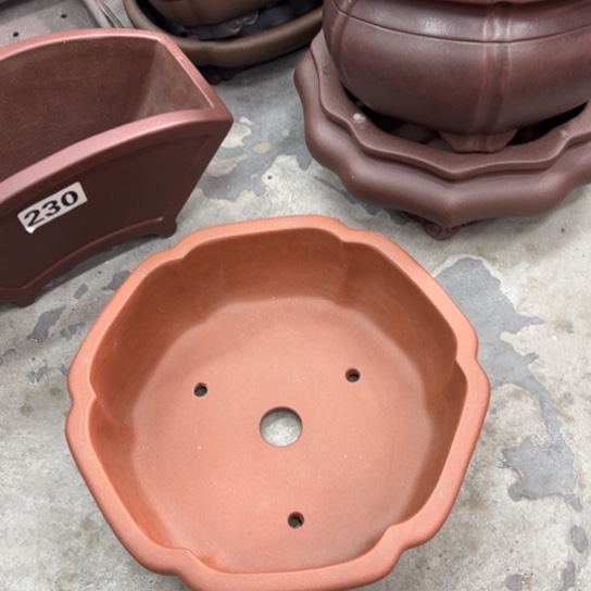 紫砂花盆漂亮漂亮