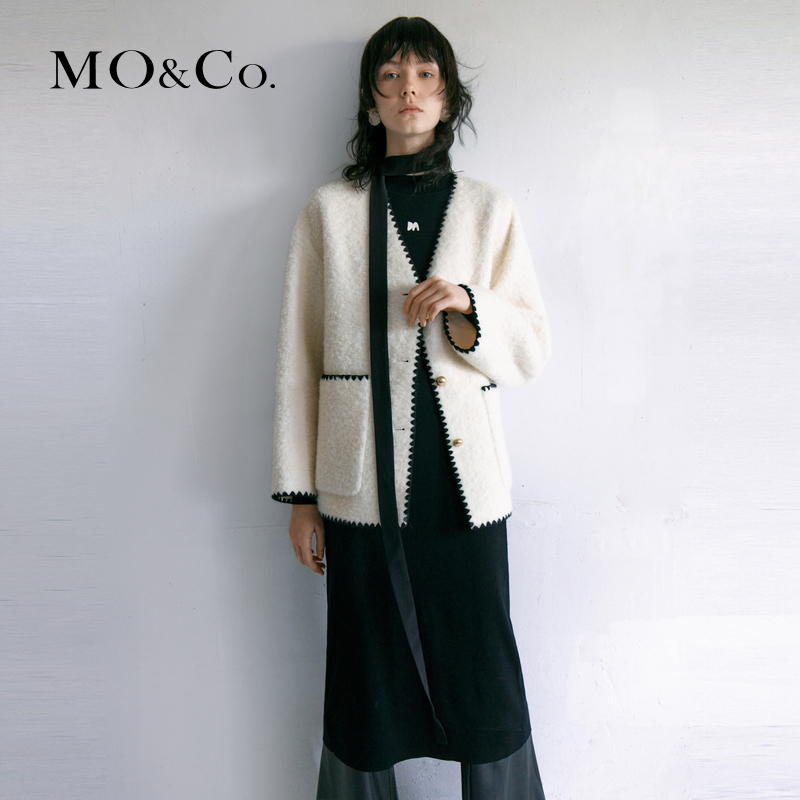 【陈嘉尔专属】MOCO冬LOGO含羊毛后开叉针织连衣裙MBC4DRS008