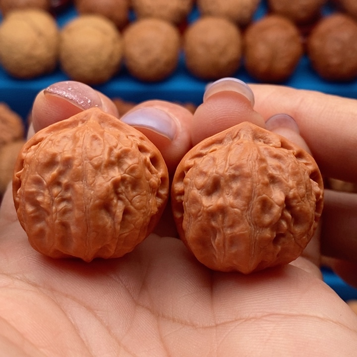 文玩核桃把件精品文玩手捻