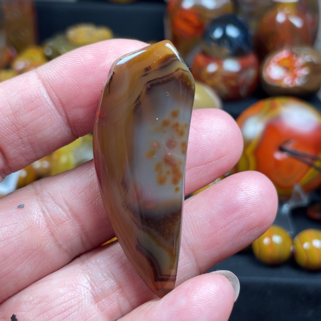 玛瑙/玉髓颈饰合金