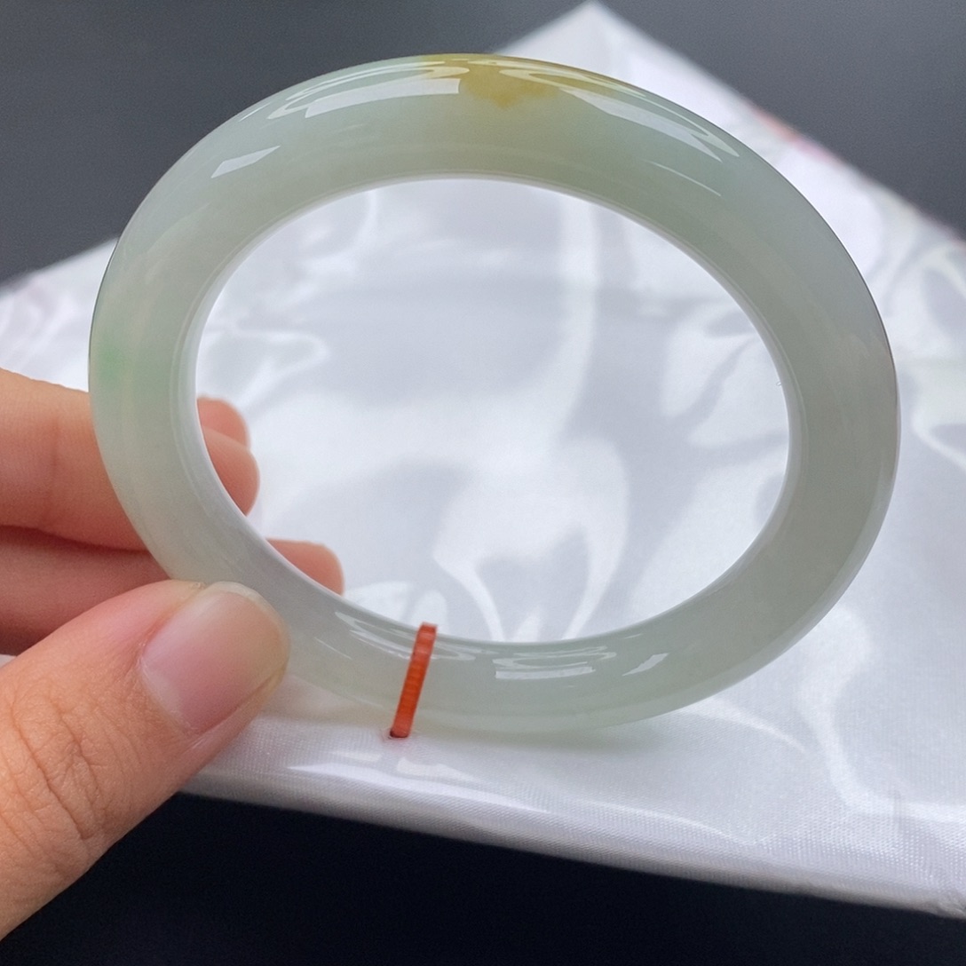 翡翠未镶嵌手镯（圆镯）5354圈