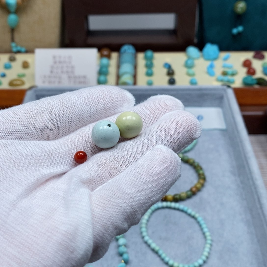 未镶嵌配饰南红玛瑙