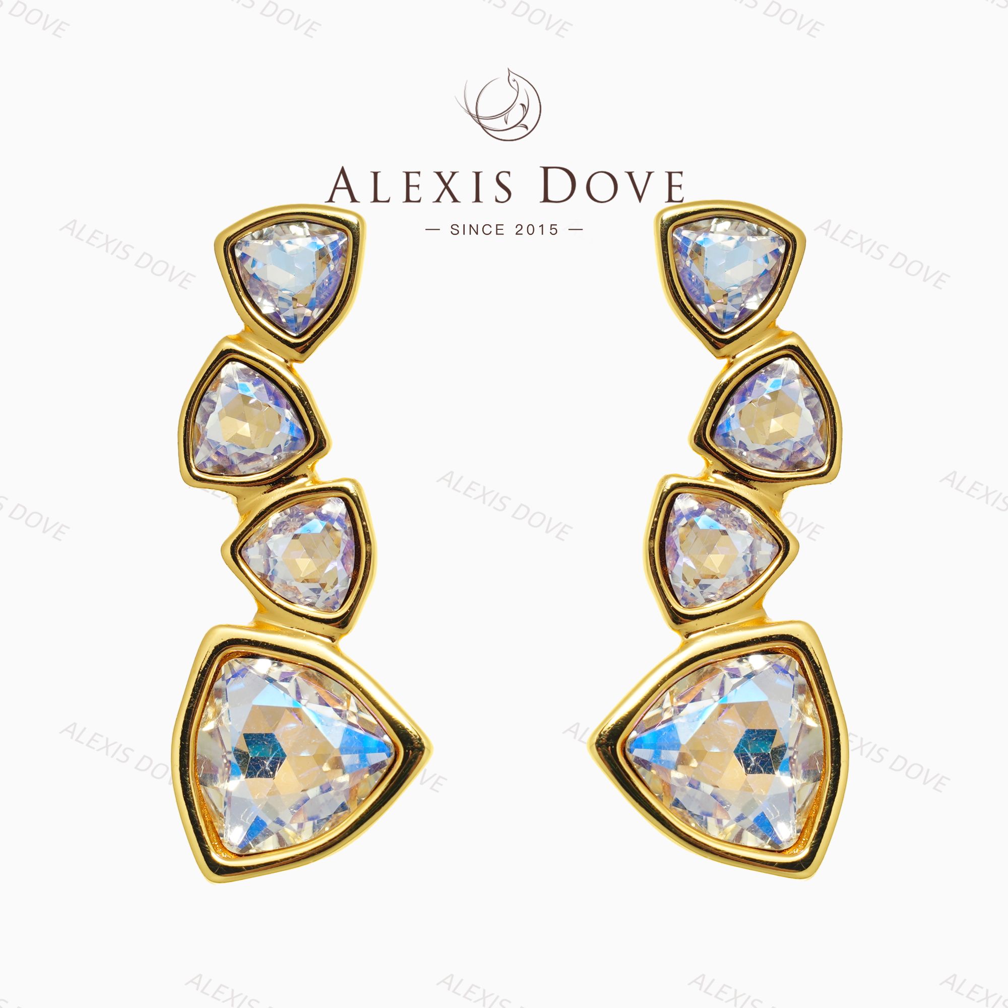 铜合金合成锆石耳饰 轻奢小众几何三角流苏耳钉