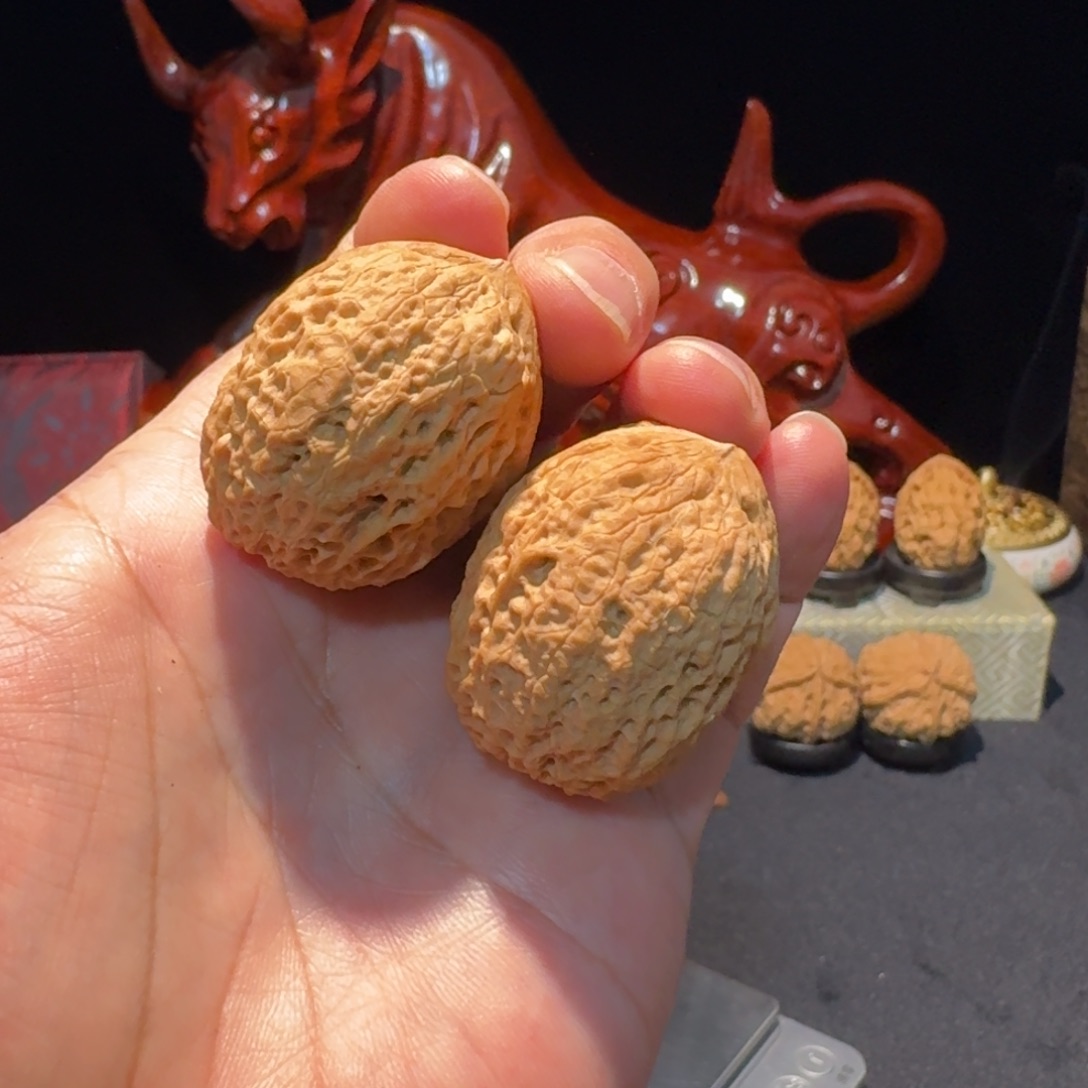 文玩核桃把件云南铁核桃17