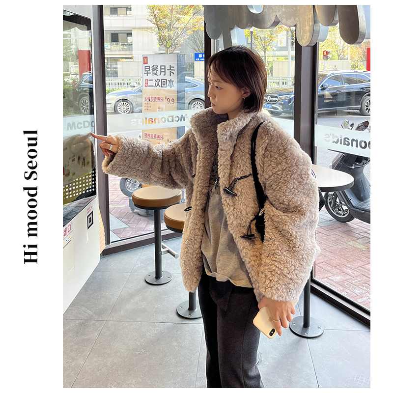 【金恩慧欧尼Hi mood】立领牛角扣慵懒风绒绒外套